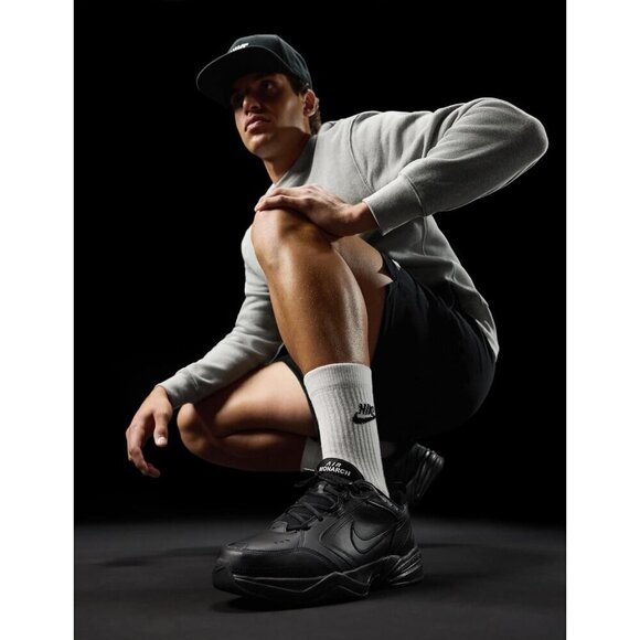 Nike Men\'s Air Monarch IV Training/Workout Shoes main image 5